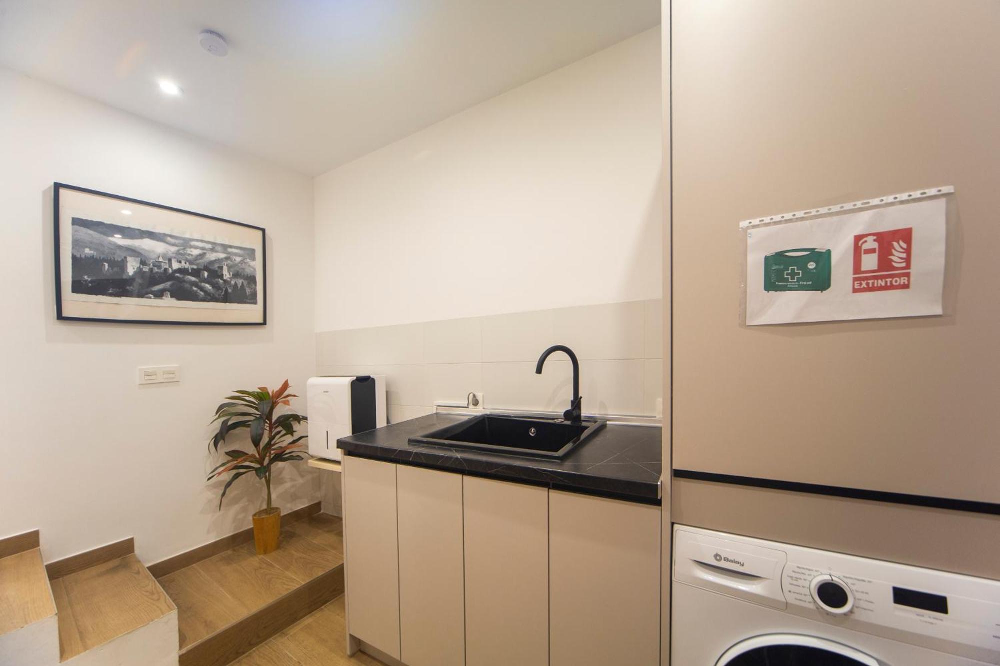 Apartamentos Indalo A Los Pies Del Albaicin Granada Esterno foto